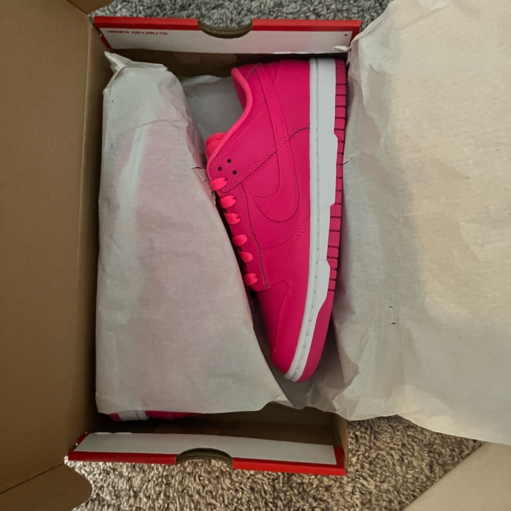 Brand New in box Nike Dunk Low Hyper Pink Women DZ5196-600